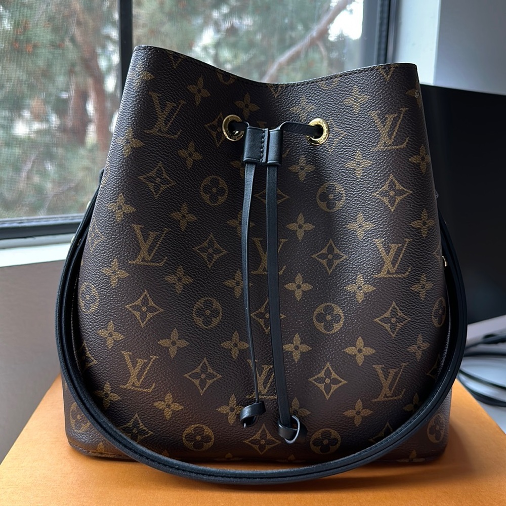 Louis Vuitton Neonoe